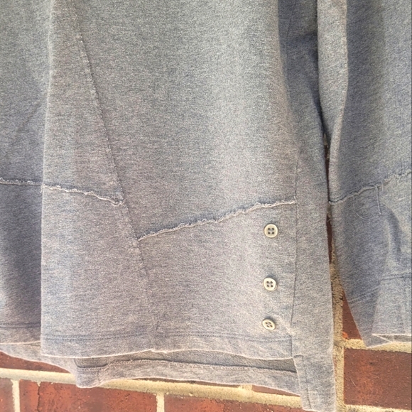 Wild Palms Sweatshirt Gray Seamed Detail Button Hem Weekend Gym Wear S - Picture 4 of 9